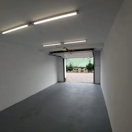 شقة Dorota Z Garazem *