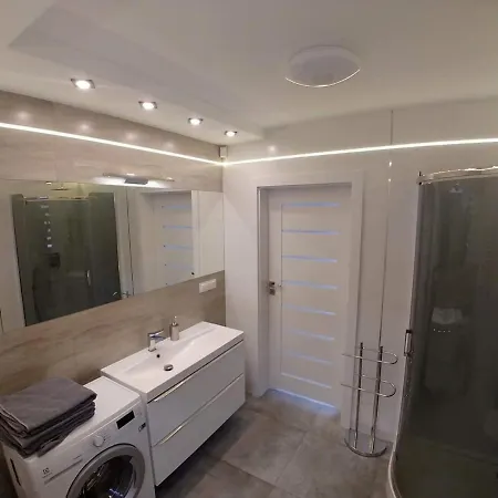 Dorota Z Garazem Apartman *